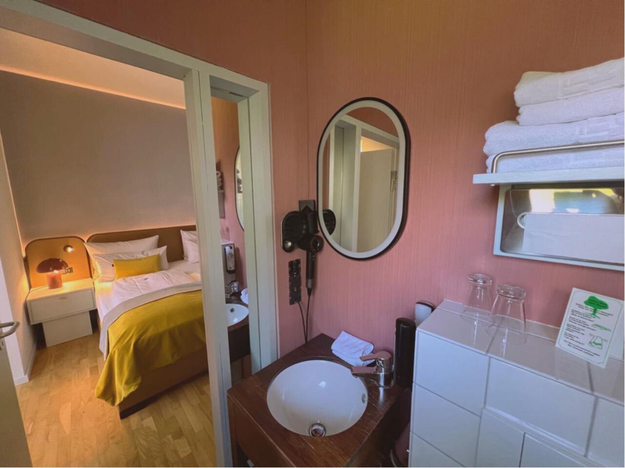 Lint Hotel Koeln Bagian luar foto