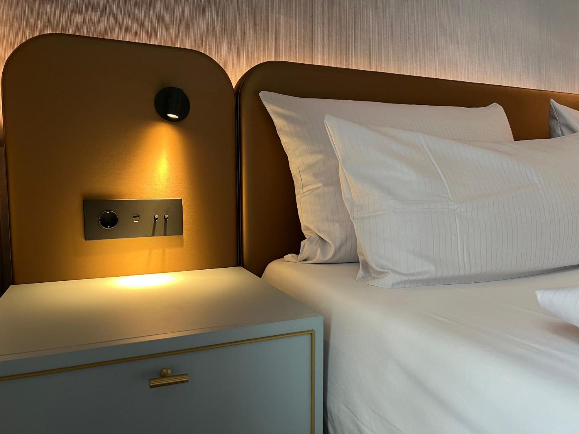 Lint Hotel Koeln Bagian luar foto