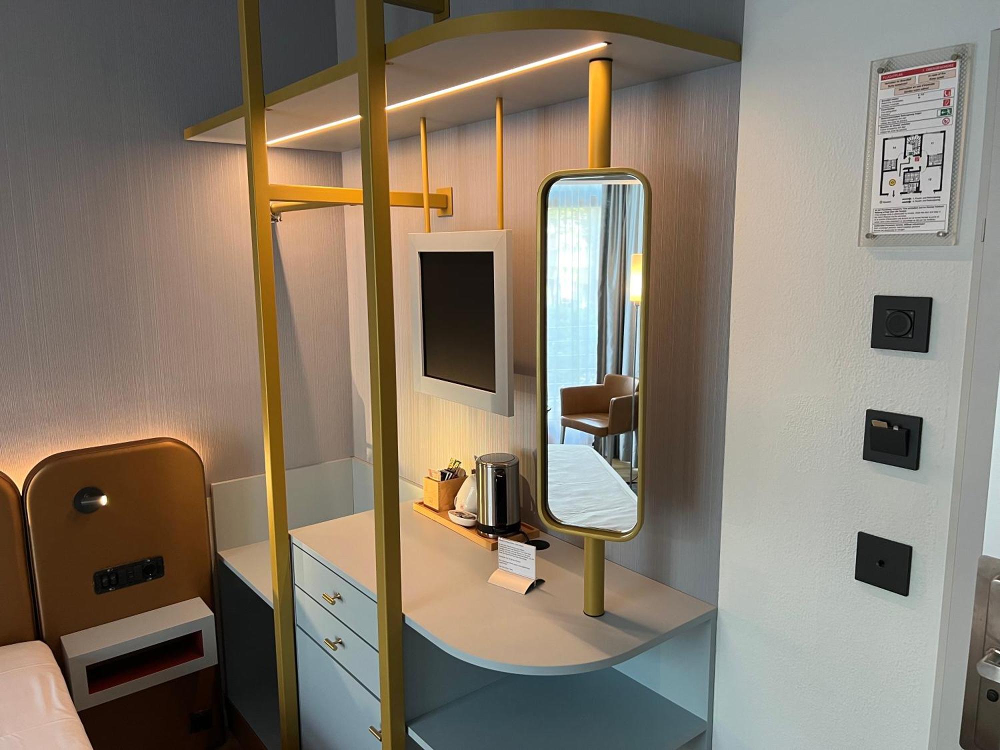 Lint Hotel Koeln Bagian luar foto