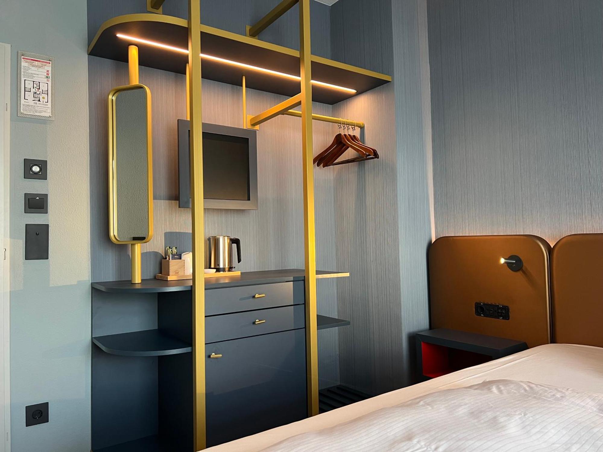 Lint Hotel Koeln Bagian luar foto